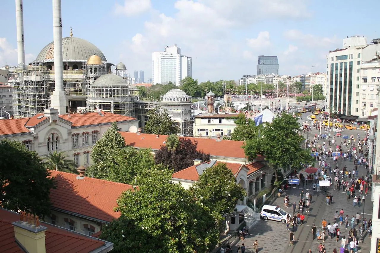Triada Hotel Taksim - Special Category Istanbul 4*,